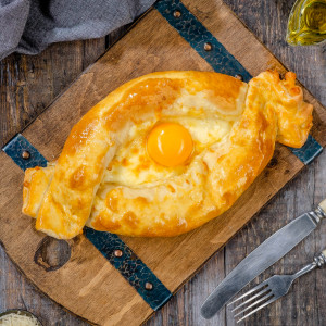 Хачапури по-аджарски
